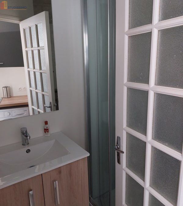 Studio meublé 37m² Niort - Meublé, 1er étage - Photo 4