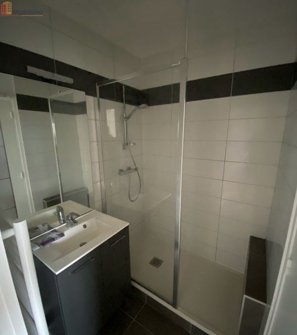 Studio meublé 21m² Vannes - Rénové, lumineux - Photo 2