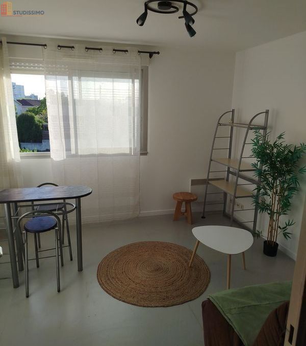 Studio à Niort