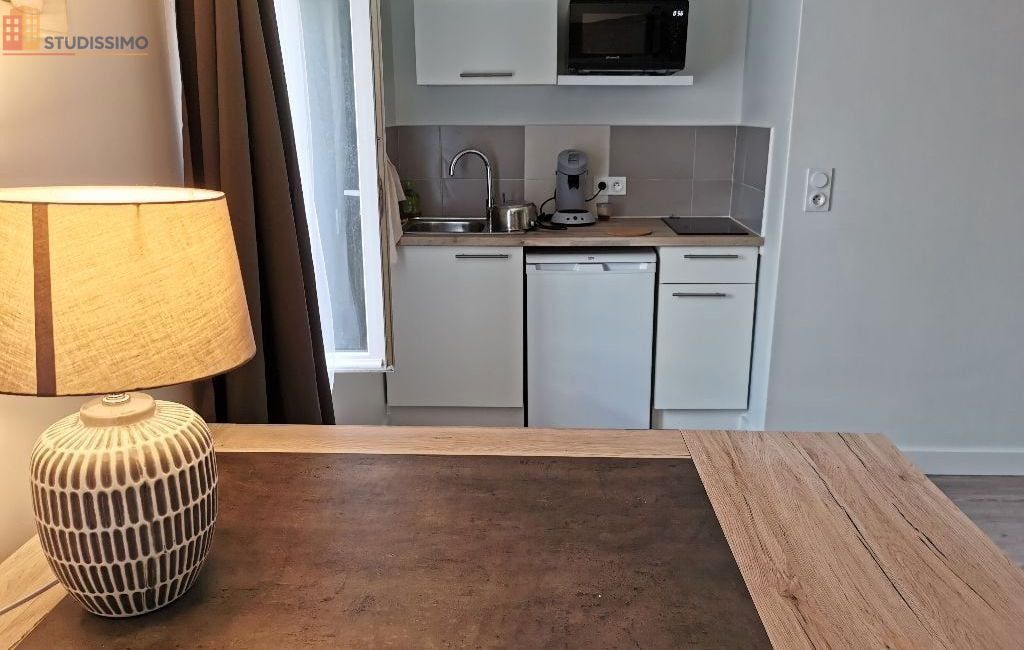 Studio meublé 26m² Niort 79000 - Proche Duguesclin - Photo 1