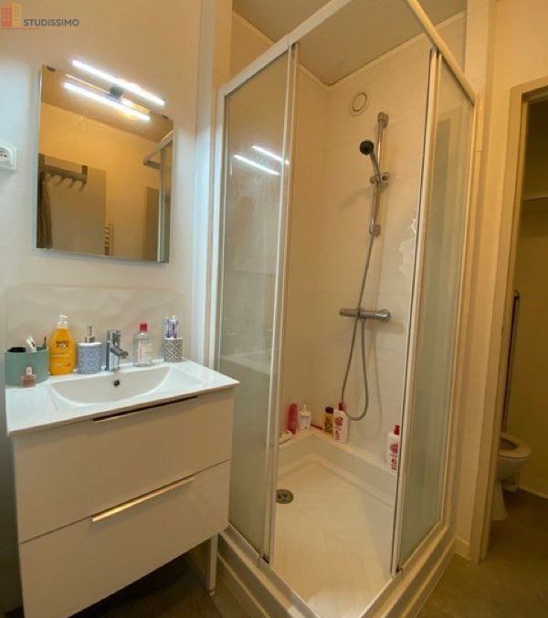 Studio 31m² Niort - Grand balcon, parking privé - Photo 1