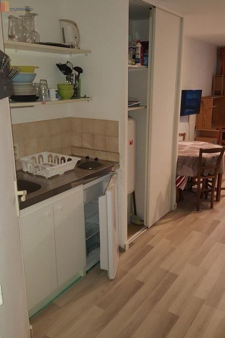 Studio 24m² Vannes Ouest - Balcon, parking - Photo 2