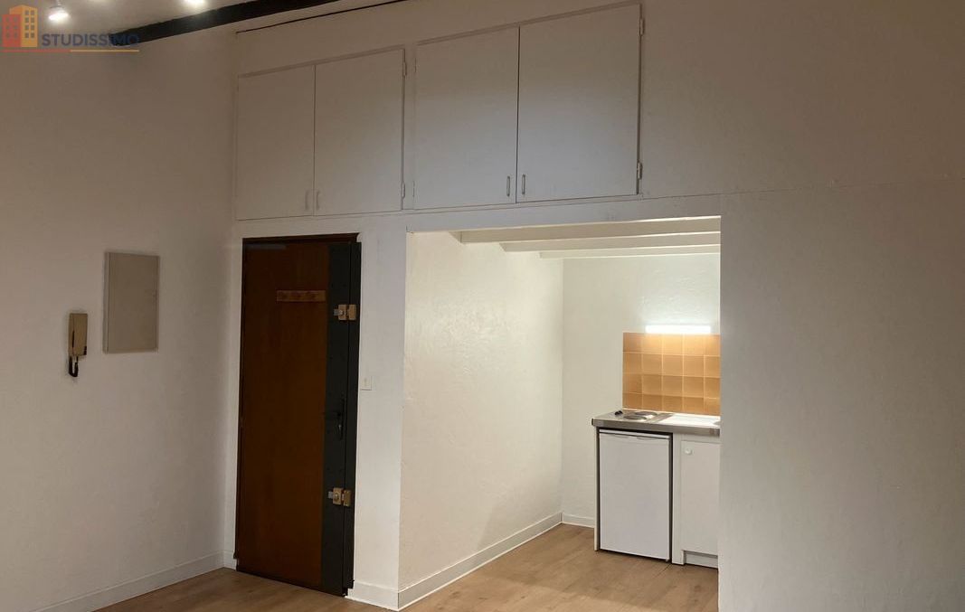 Studio 25m² Parthenay 79200 - Lumineux - Photo 2