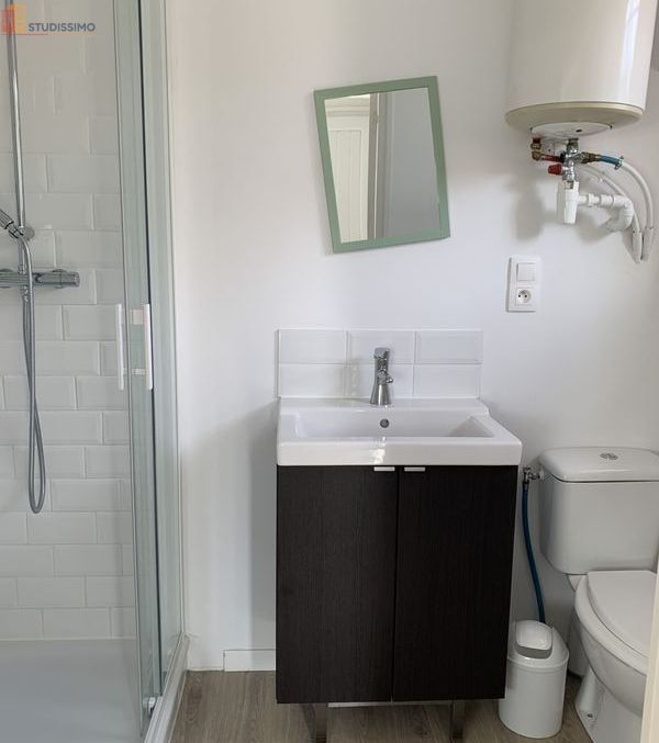 Studio meublé 18m² Niort - Meublé, DPE D - Photo 2