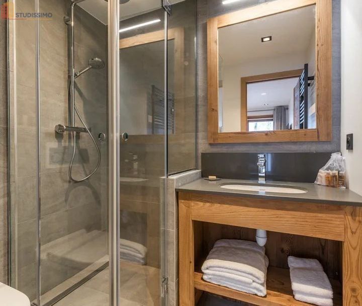Studio meublé 23m² Niort 79000 - Meublé, DPE D - Photo 1