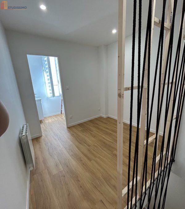 Studio 22m² Niort 79000 - Duplex, centre-ville - Photo 3