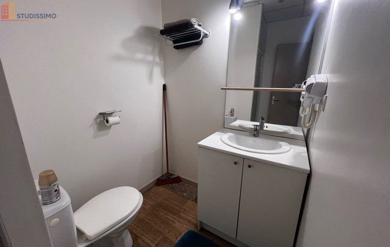 Studio meublé 21m² Niort 79000 - Calme, sécurisé - Photo 1