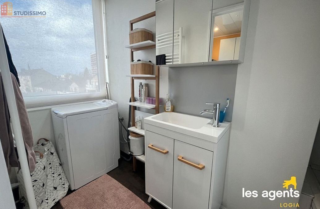 Studio 37m² Metz centre - Dernier étage, lumineux - Photo 2