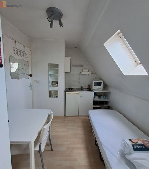 Studio meublé 9m² Amiens centre - Chambre avec sdb - Photo 5