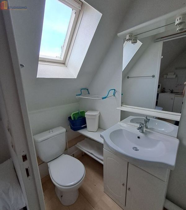 Studio meublé 9m² Amiens centre - Chambre avec sdb - Photo 4