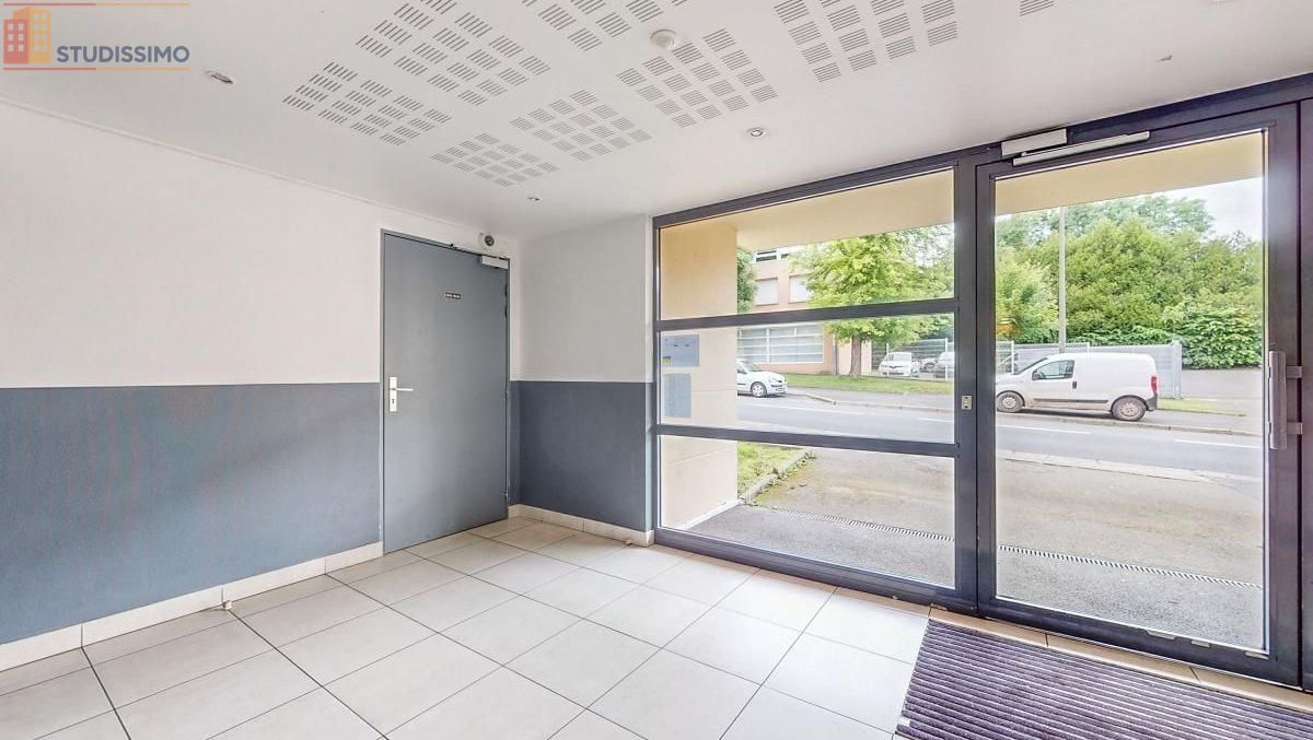 Studio meublé 29m² Amiens - Lumineux, dernier étage - Photo 2