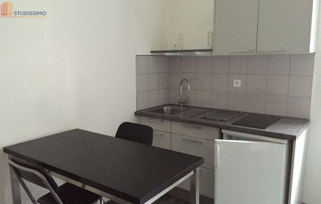 Studio meublé 18m² Amiens centre - Meublé, proche commodités - Photo 2