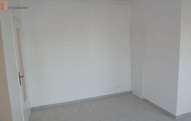 Studio 28m² Thionville 57100 - 5e étage, lumineux - Photo 1