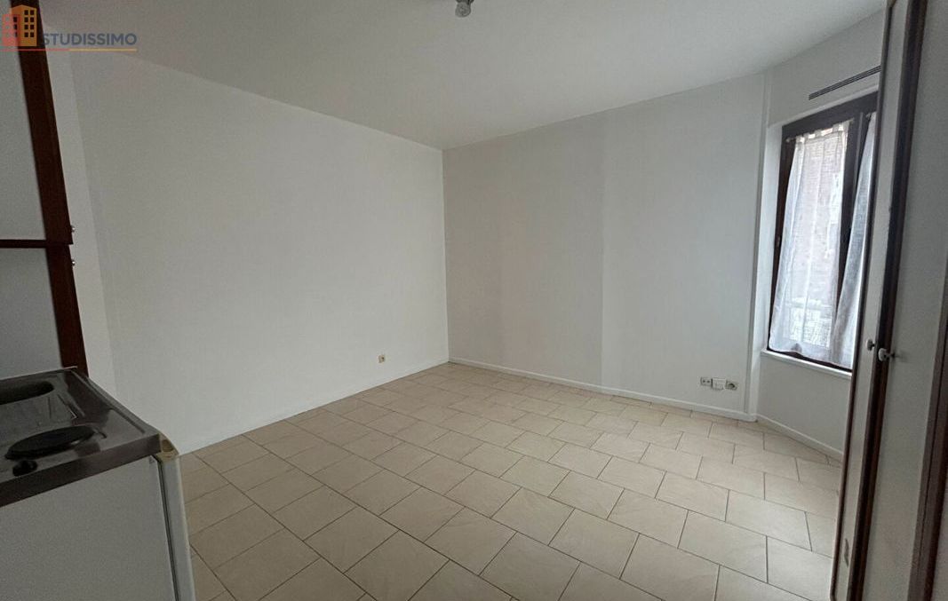 Studio 17m² Amiens 80000 - Photo 3