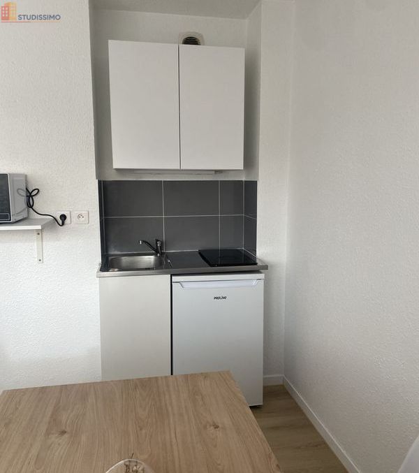 Studio meublé 22m² Amiens - Meublé, DPE D - Photo 2