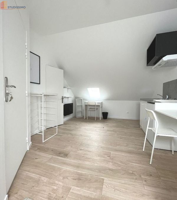 Studio meublé 10m² Amiens centre - Lumineux, 2e étage - Photo 1