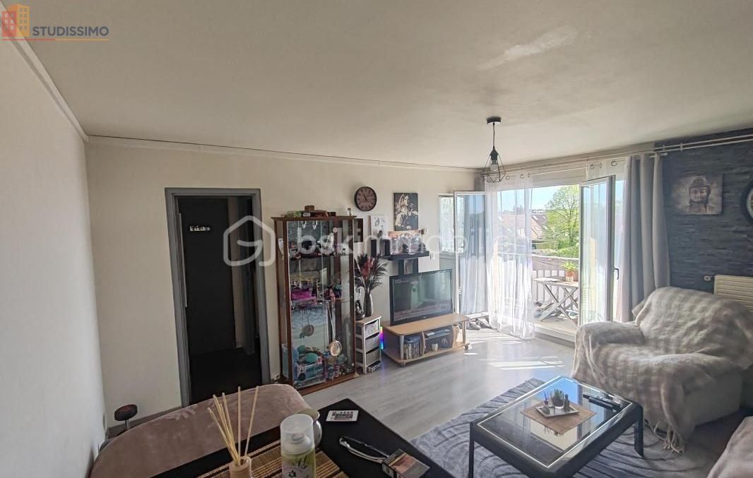 Studio à Le Plessis-Belleville