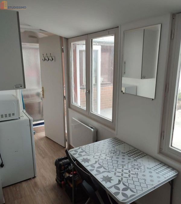 Studio meublé 11m² Amiens centre - Proche La Hotoie - Photo 1
