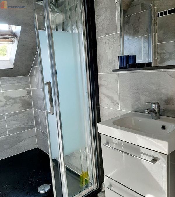 Studio meublé 9m² Amiens Saint-Roch - Meublé, 3e étage - Photo 1
