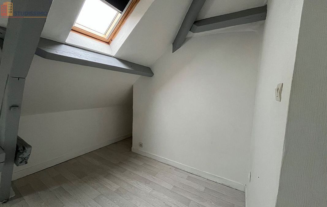 Studio 14m² Ham 80400 - Lumineux, dernier étage - Photo 4