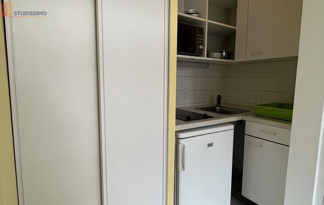 Studio meublé 16m² Amiens centre - Meublé, DPE D - Photo 3