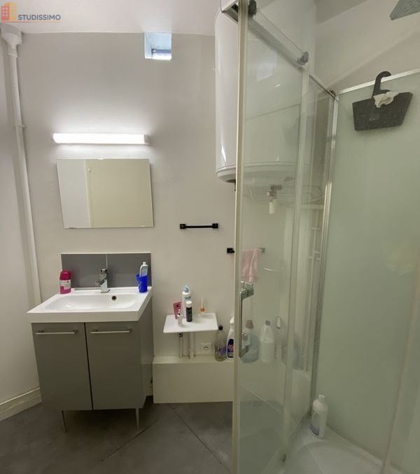 Studio meublé 21m² Amiens centre - Parking couvert, quartier Saint-Pierre - Photo 4