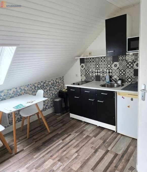 Studio meublé 17m² Amiens centre - Rénové, proche Hotoie - Photo 1