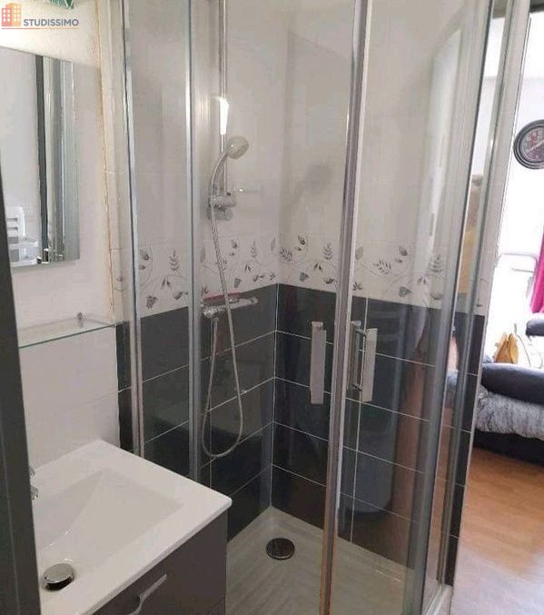 Studio meublé 21m² Amiens 80080 - Meublé, 2e étage - Photo 1