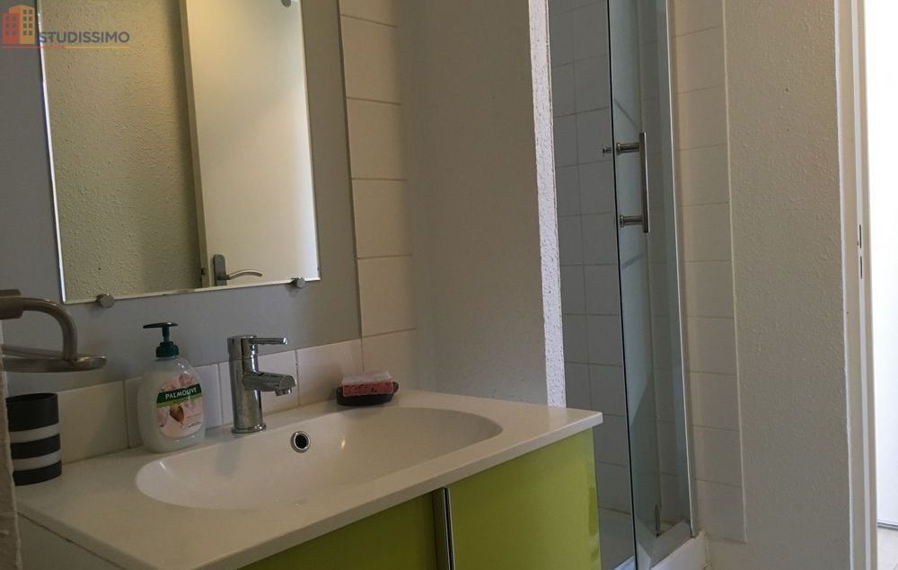 Studio 25m² Amiens - Place de parking, garage fermé - Photo 2