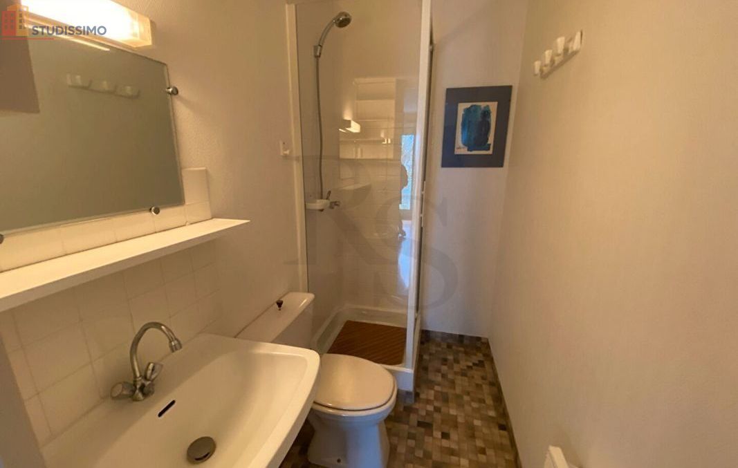 Studio 21m² Bagnoles-de-l'Orne - Étage 2, DPE D - Photo 3