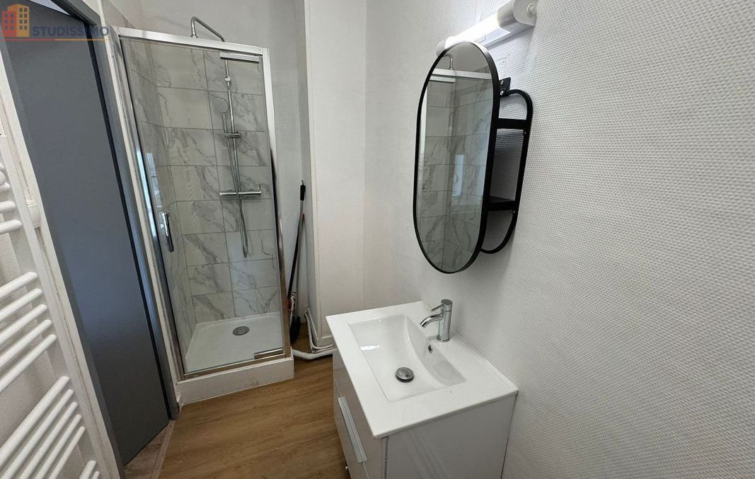 Studio meublé 21m² Amiens 80000 - Meublé, DPE D - Photo 2