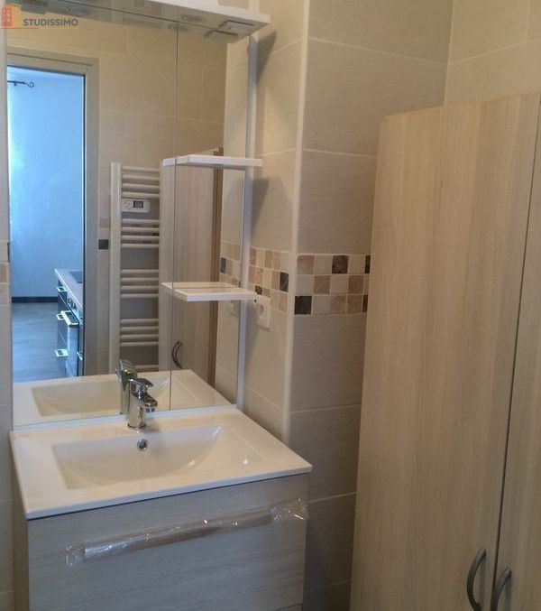 Studio meublé 25m² Amiens Henriville - Très lumineux, 2e étage - Photo 2