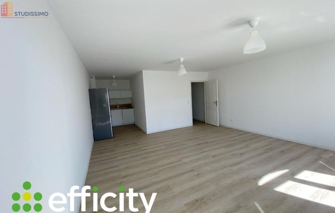 Studio 45m² Lens - Lumineux, proche commerces - Photo 3