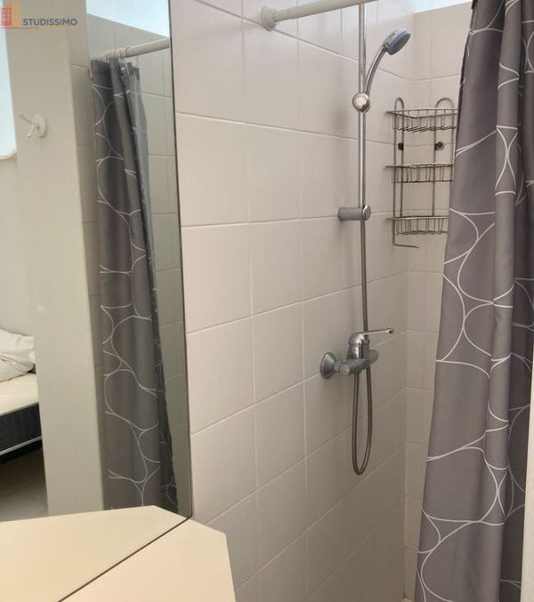 Studio meublé 20m² Castres - Meublé, central - Photo 2
