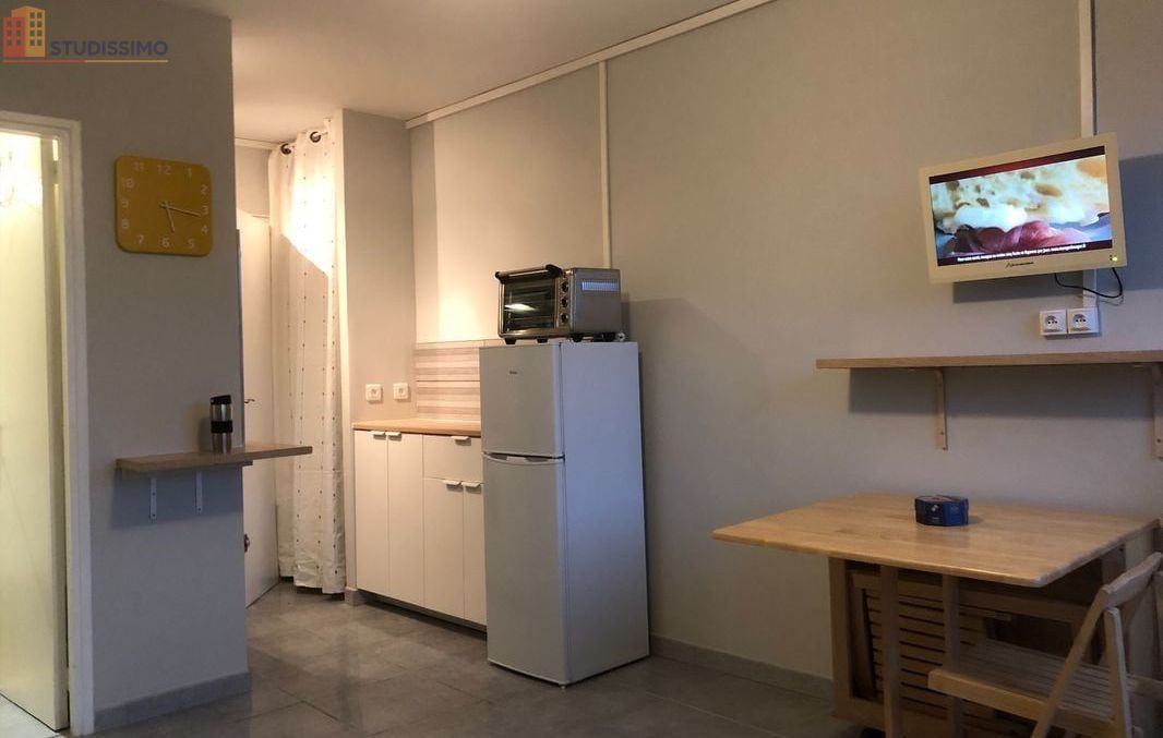 Studio meublé 18m² Albi 81000 - Entièrement refait - Photo 2