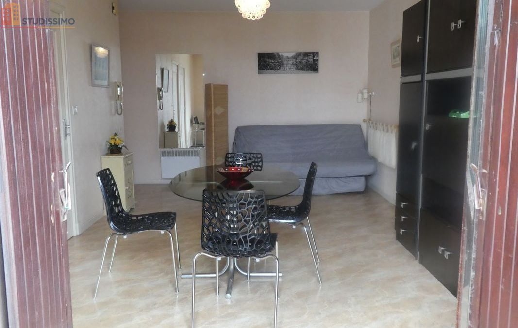 Studio meublé 32m² Albi centre - Meublé, 3e étage - Photo 5
