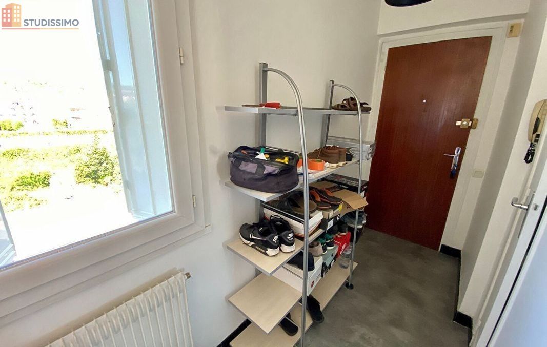 Studio 36m² Clermont-Ferrand - Dernier étage, lumineux - Photo 3