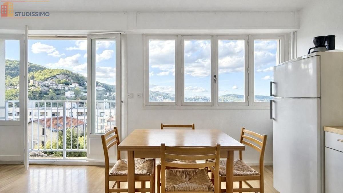 Studio 33m² Royat - Lumineux, proche commerces - Photo 2