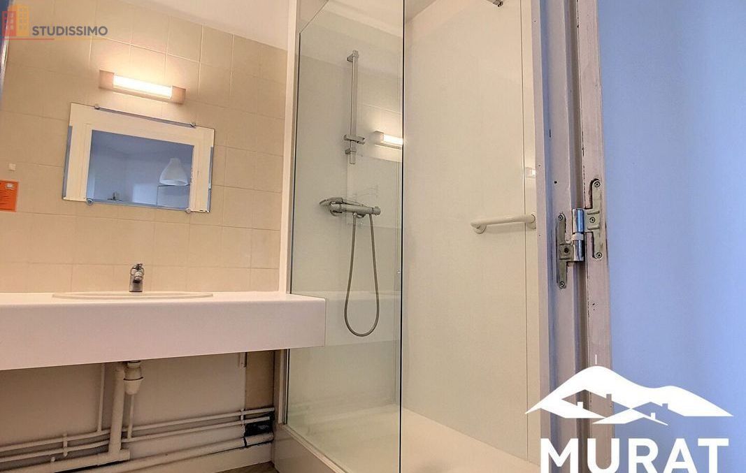 Studio 32m² Chamalières - 1er étage, DPE D - Photo 1