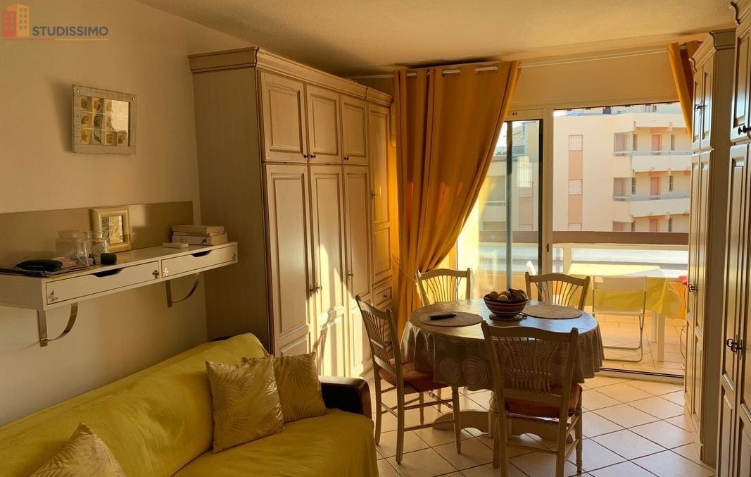 Studio meublé 25m² Bormes-les-Mimosas La Favière - Meublé, 2e étage - Photo 1