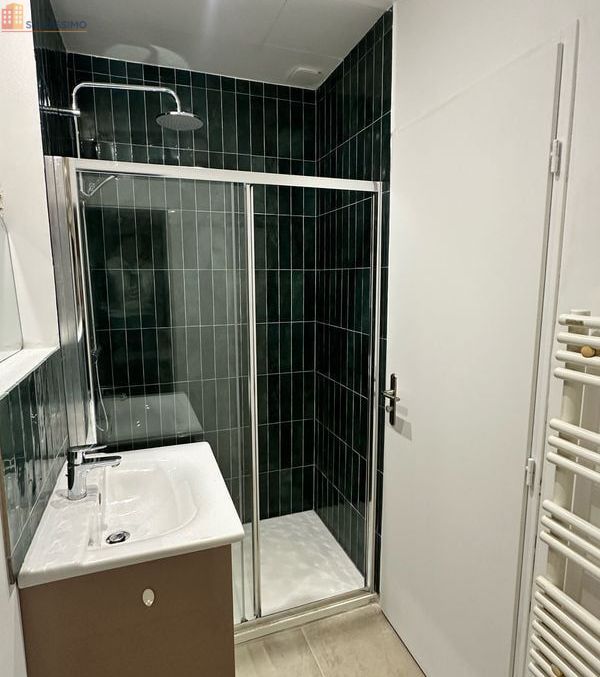 Studio meublé 39m² Le Luc - Lumineux, DPE B - Photo 4