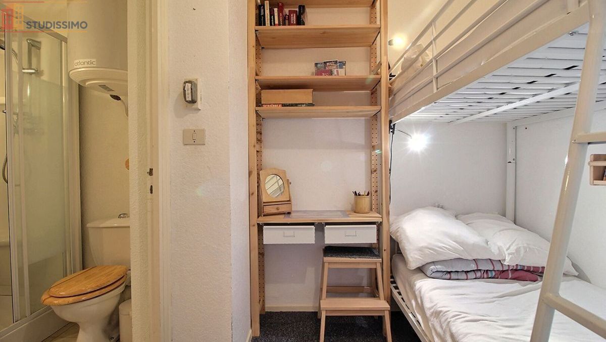 Studio 24m² Besse-et-Saint-Anastaise - 3e étage - Photo 5