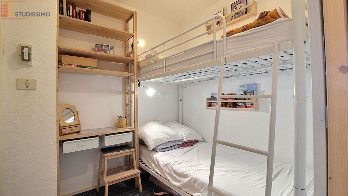 Studio 24m² Besse-et-Saint-Anastaise - 3e étage - Photo 3