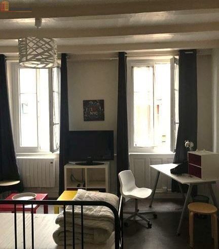 Studio 30m² Clermont-Ferrand centre-ville - Proche mairie - Photo 2
