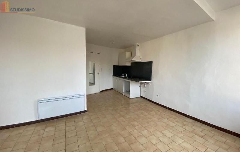 Studio 25m² Tourves - 2e étage, DPE E - Photo 11