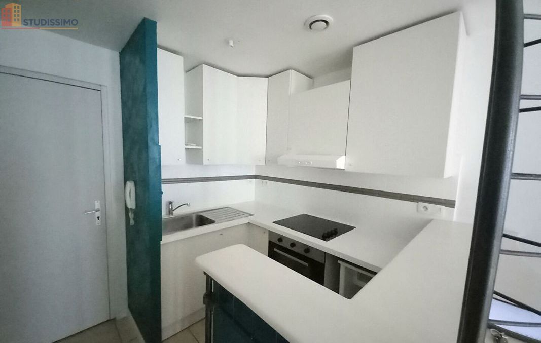 Studio 30m² La Roquebrussanne - Étage 2/3, DPE C - Photo 9