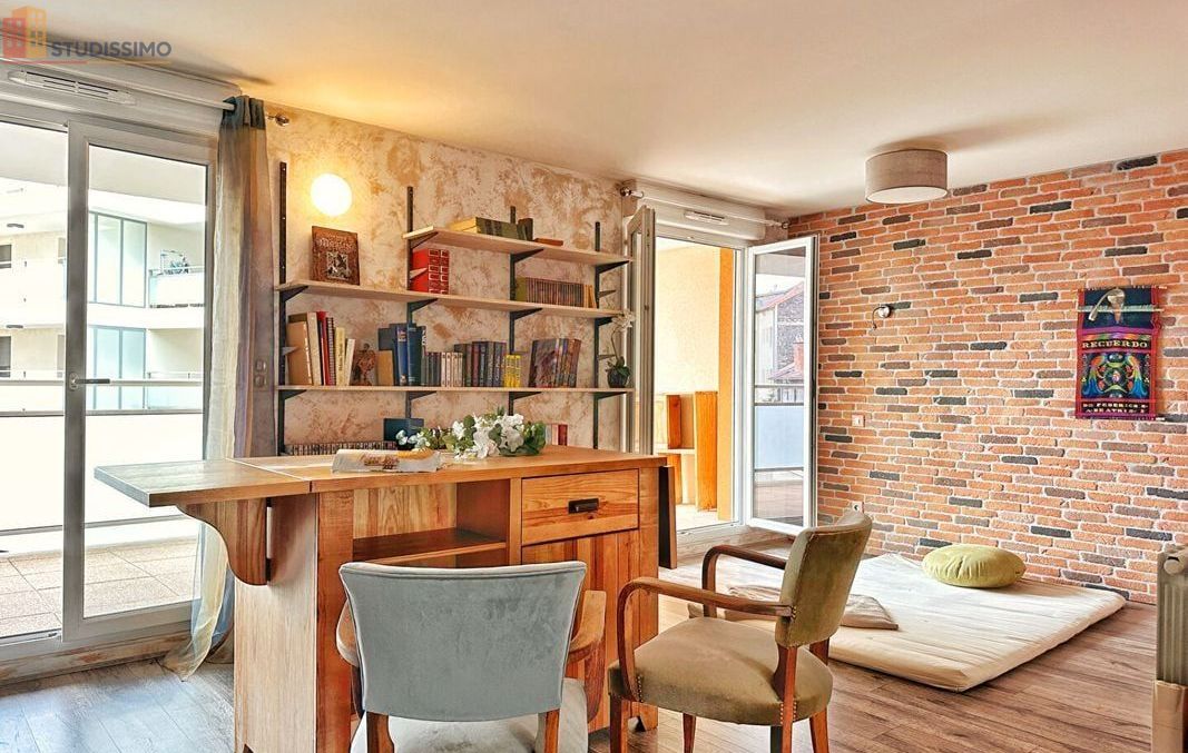 Studio 68m² Clermont-Ferrand 63000 - Lumineux, atypique - Photo 4