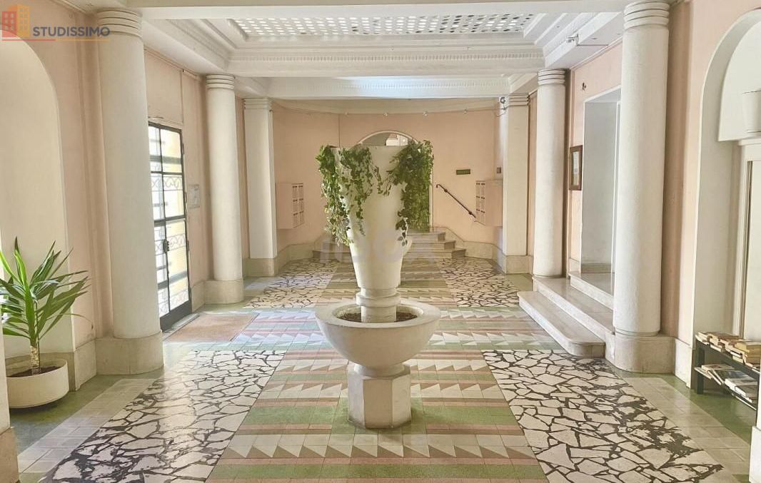 Studio meublé 21m² Toulon 83000 - Meublé, 1er étage - Photo 1