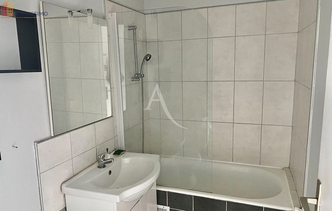 Studio 19m² Clermont-Ferrand 63000 - Photo 1