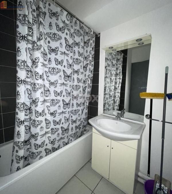 Studio meublé 18m² Toulon 83100 - Meublé, au 6e étage - Photo 5